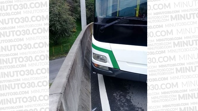 Evacuado bus del metroplús.