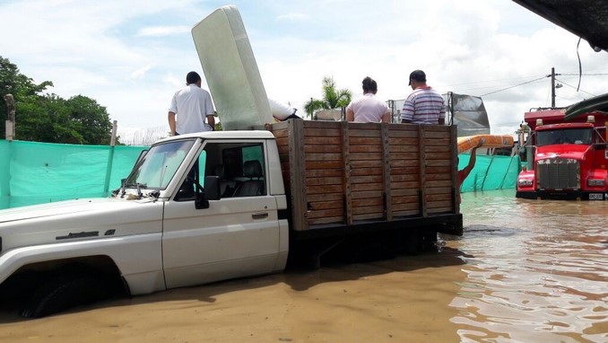 Emergencia en Puerto Nare por el alto nivel de los ríos