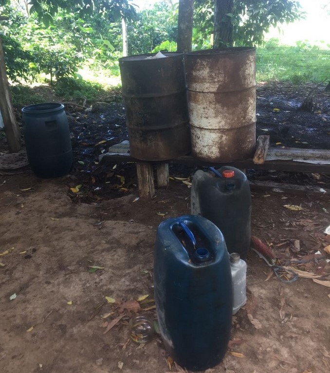 Hallan laboratorio para procesar pasta base de coca en vereda del Meta