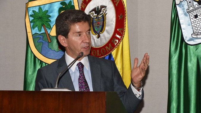 Asamblea expresó respaldo incondicional al gobernador Luis Pérez por la defensa de la unidad territorial