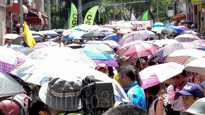 Marcha de maestros en Medellín.