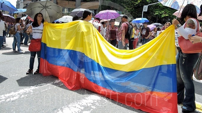 Marcha de maestros en Medellín.