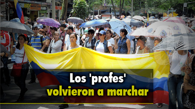 Marcha de maestros en Medellín.