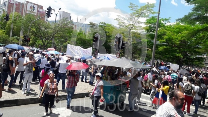 Así avanza la movilización de docentes, centrales obreras y funcionarios de la Rama Judicial en Medellín