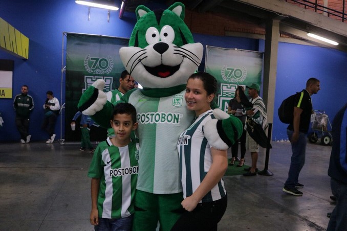 FOTOS: Los hinchas del Verde colman el Atanasio para la final ante Chapecoense 8 nacional hinchas 4 1