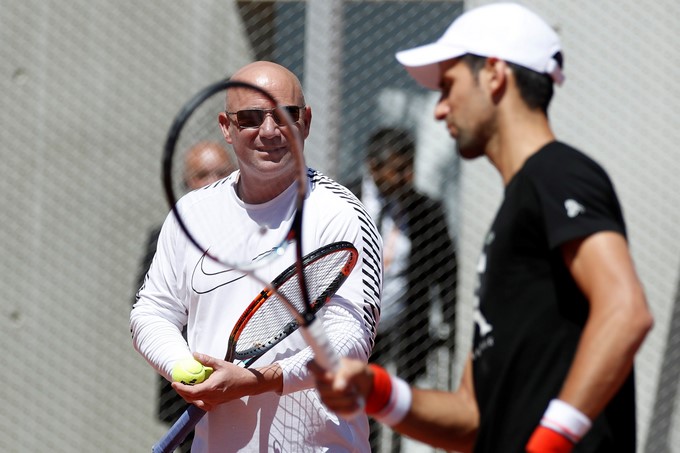 Agassi y Djokovic, primer encuentro y entrenamiento de dos grandes del tenis 3 novak djokovic andre agassi