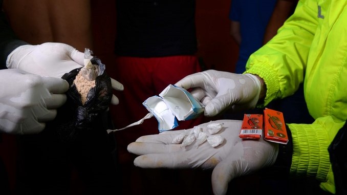VIDEO Y FOTOS: Incautaron marihuana, base de cocaína y celulares en la cárcel de Barbosa 4 Operativo en cárcel de Barbosa.