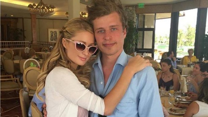 Paris y Conrad Hilton/ Tomada de Instagram: @conradhilton