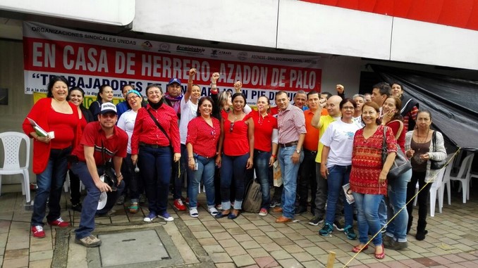 En Medellín los empleados del Ministerio de Trabajo también se unieron al cese de actividades.