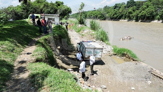 Pierna encontrada en el río Medellín.