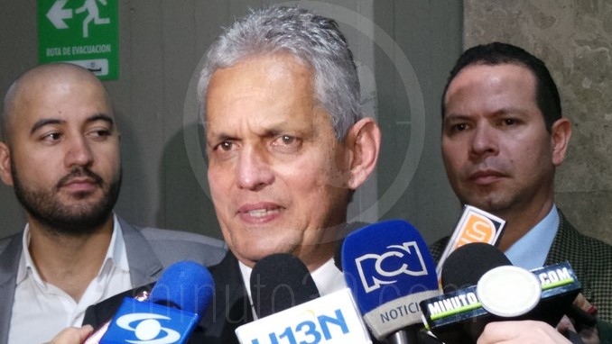 VIDEO: El entrenador Reinaldo Rueda contó para dónde se irá en dos semanas 1 reinaldo_rueda_escudo_oro
