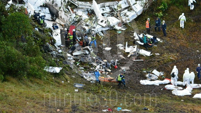 Rescate cadáveres de avión de LaMia.