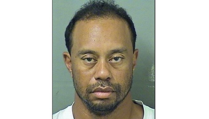 Foto cedida este 29 de mayo de 2017 por la Oficina del Alguacil del Condado Palm Beach que muestra al golfista estadounidense Tiger Woods tras su arresto en Palm Beach, Florida, Estados Unidos. EFE/Oficina del Alguacil del Condado Palm Beach
