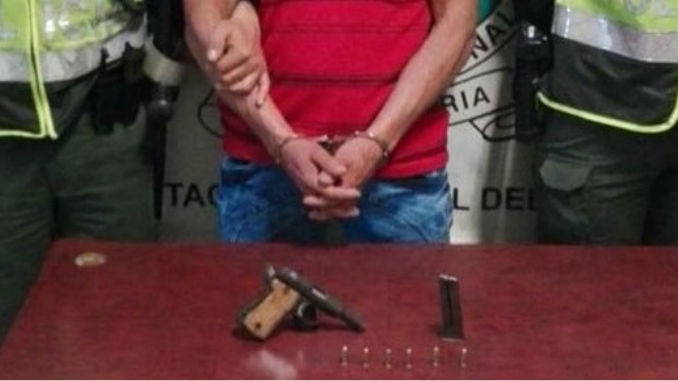 Capturado en Pedregal con una pistola ilegal en su poder 1 Capturado_Pistola