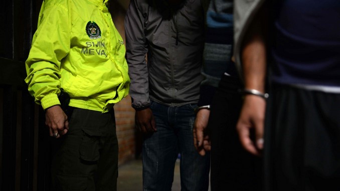 Con un arma de fuego capturaron a tres hombres en Bello 1 Capturas_Homicidas_Medellin_foto_Meval_12