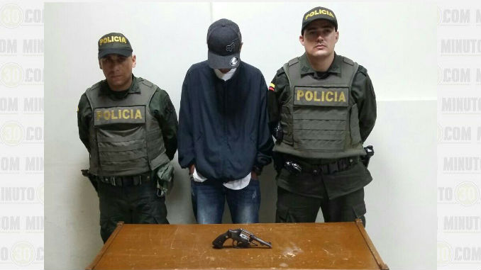 Menor_aprehendido_arma_de_Fuego_Altavista