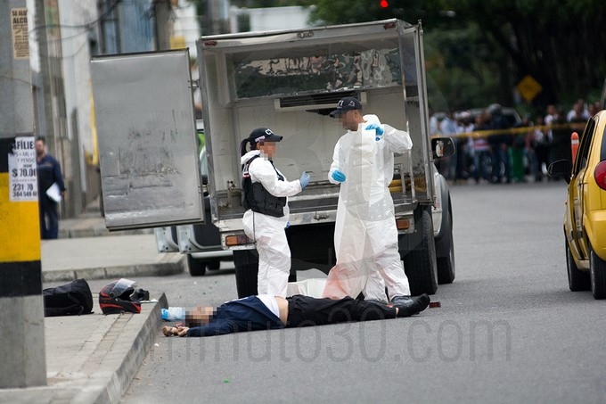 FOTOS: Presunto fletero fue dado de baja en la calle 30A 12 Presunto fletero muere 12