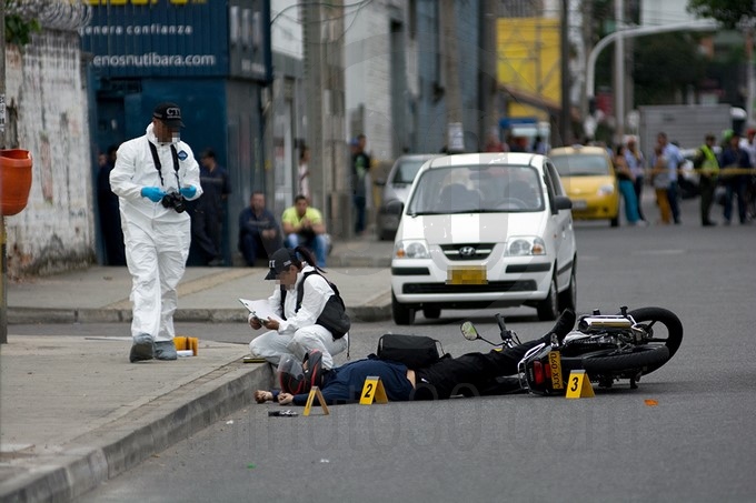 FOTOS: Presunto fletero fue dado de baja en la calle 30A 2 Presunto fletero muere 2