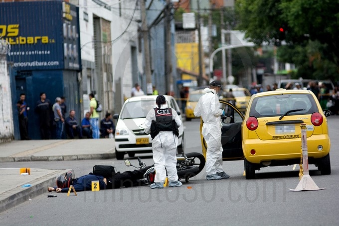 FOTOS: Presunto fletero fue dado de baja en la calle 30A 6 Presunto fletero muere 6