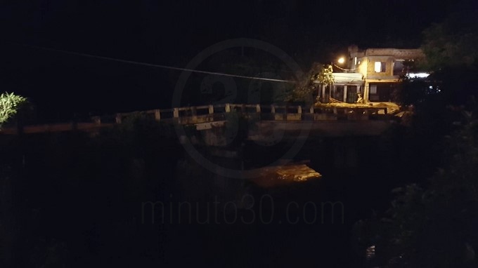 FOTOS. Colapsa puente en el municipio de San Carlos 3 Puente en San Carlos 2