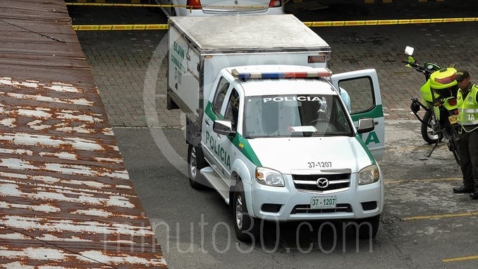FOTOS y VIDEO: Huésped subió al último piso a tomar un café y decidió saltar al vacío 5 Suicidio_Centro_5.jpg