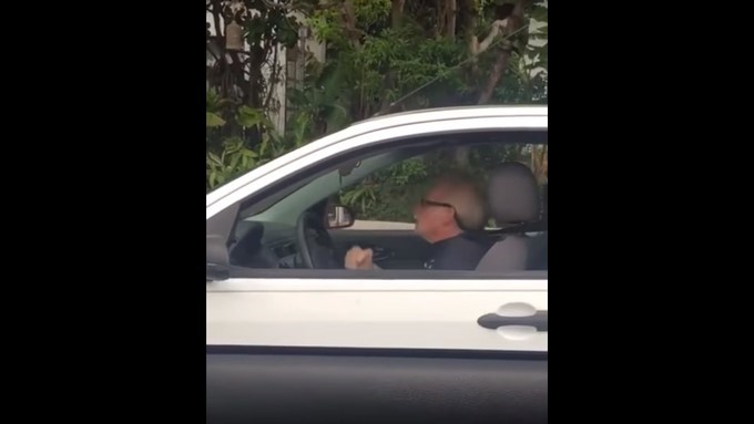 Captura tomada de Youtube: Karbofos02