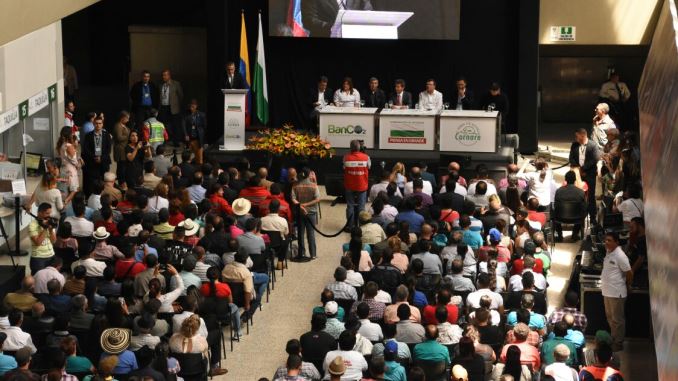 Campesinos del programa BanCo2 recibieron su primer pago por proteger el medio ambiente