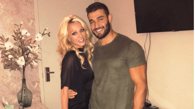 FOTOS: Este sexy y musculoso galán es el novio de Britney Spears