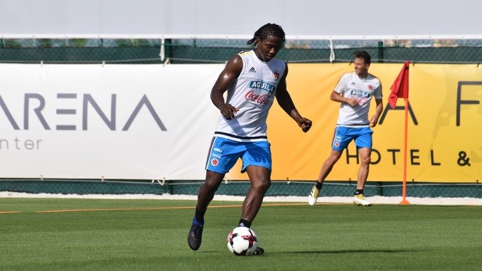 FOTOS: Se mueve la Selección en Alicante, que ya recibió a Giovanni Moreno y Abel Aguilar 6 carlos sanchez seleccion colombia 2
