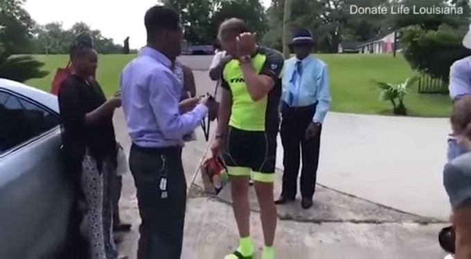 Captura tomada de Youtube: Parawey