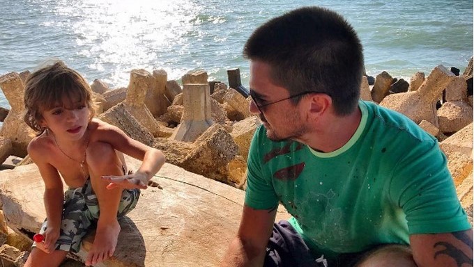 Juanes y su hijo Dante/ Tomada de Instagram: @juanes