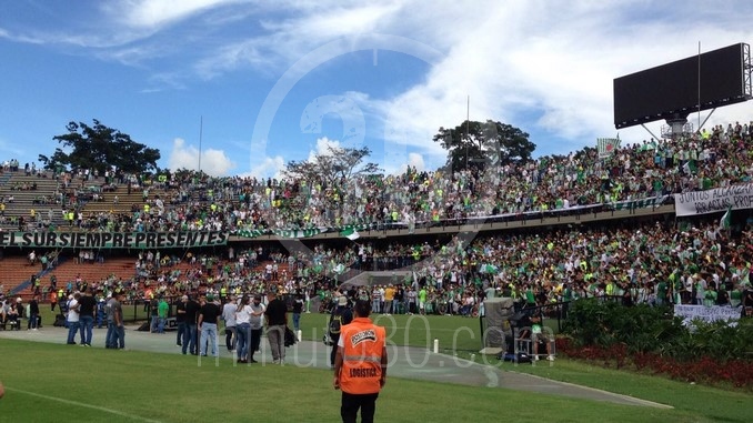 VIDEO Y FOTOS: La frase con la que Reinaldo Rueda hizo explotar la tribuna sur del Atanasio 5 despedida rueda 3