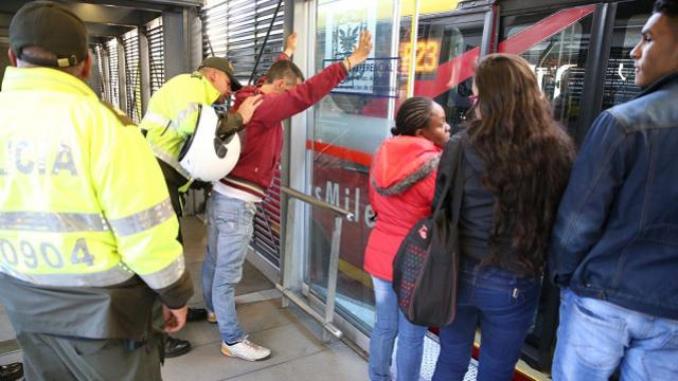 Estación Tercer Milenio. Transmilenio