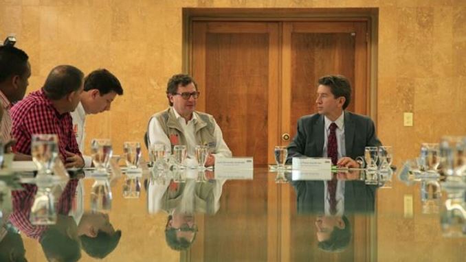 AUDIOS: Firman acuerdo para la instalación de peajes en el Urabá antioqueño