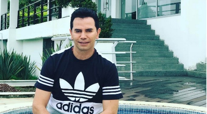 Jhonny Rivera/ Tomada de Instagram; @jhonnyrivera