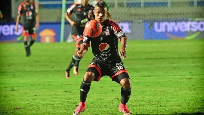 América se queda sin uno de sus mejores jugadores para el próximo semestre 2 juan camilo hernandez cucho