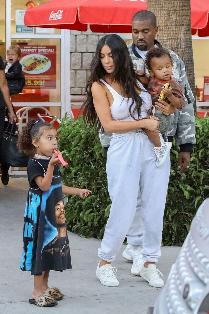 Kim Kardashian/ Fotografía propiedad de X17ONLINE.COM