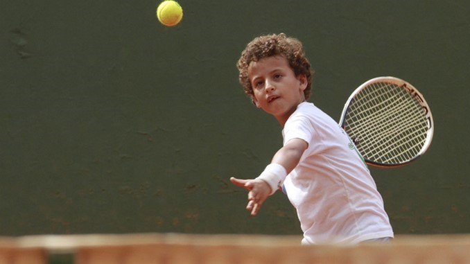Promesas de tenis colombiano se reúnen en Medellín 1 ninos tenis de campo Copiar