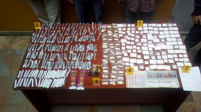 FOTOS: Desmantelaron plaza de vicio en Bello. Tres personas fueron capturados 3 Desmantelaron plaza de vicio en Bello. Tres personas fueron capturados