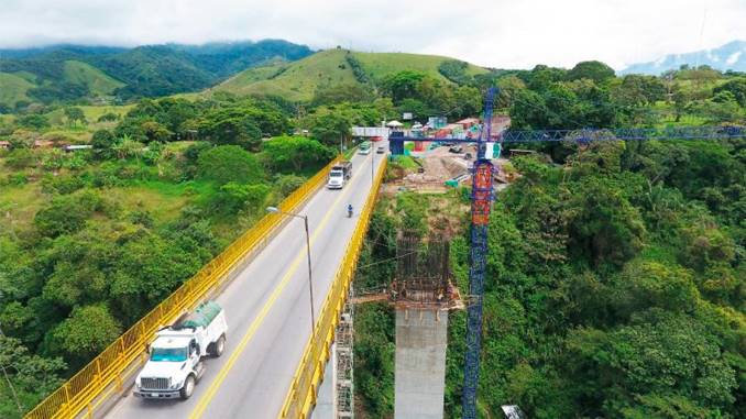 Con construcción de 11 puentes avanza la autopista de Cuarta Generación Girardot – Ibagué – Cajamarca