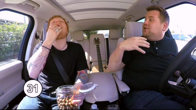 Ed Sheeran y James Corden/ Tomada de Youtube: The Late Late Show with James Corden