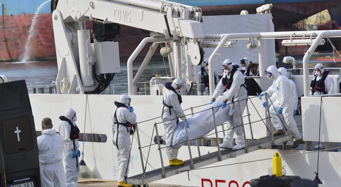 naufragio refugiados