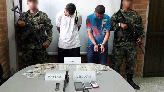 Cayeron 'piratas terrestres' en el Oriente de Antioquia 2 Asaltantes_camion_Oriente
