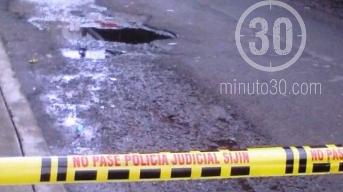 Asesinaron a hombre de 63 años por atracarlo en el sector Villanueva 1 Escena_del_crimen_Sangre
