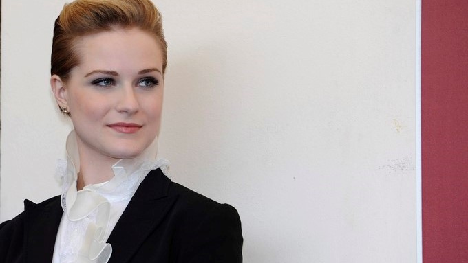 La actriz estadounidense Evan Rachel Wood, protagonista de la serie "Westworld". EFE/Archivo