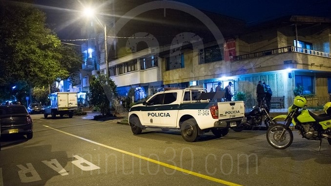 VIDEO y FOTOS: Contratista del Área Metropolitana fue asesinado en sede de Liberalismo en Laureles 2 Homicidio_politologo_2.jpg