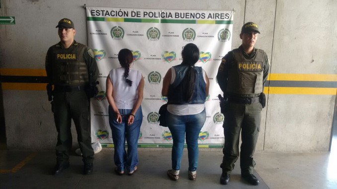 Mujeres_Capturadas_hurto_Mercado.jpg