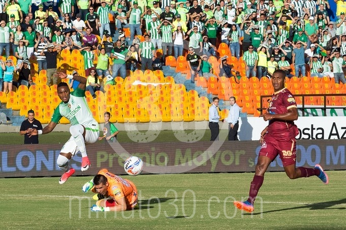 Nacional le ganó al Tolima por la mínima diferencia, y suma la tercera victoria en línea 11 Nacional Tolima 10
