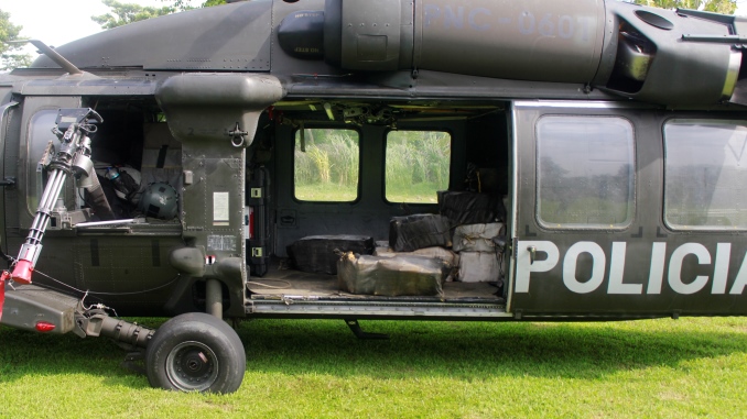 Hallan en el Chocó caleta del 'Clan del Golfo' con más de media tonelada de clorhidrato de cocaína