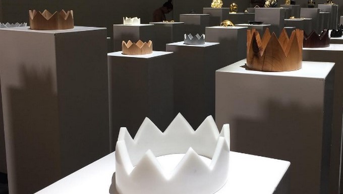 14th Factory de Los Ángeles exhibición de coronas/ Tomada de Instagram: @cmonstah